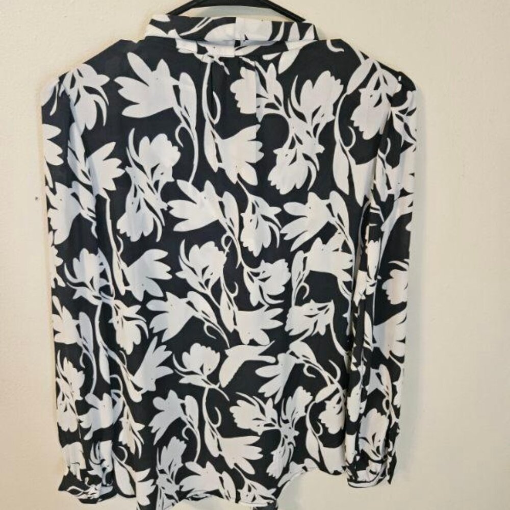 Ann Taylor Long-Sleeve Blouse with Neck Tie. New with tags. Black/gray and white
